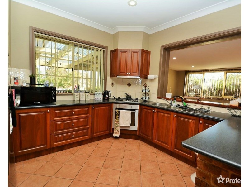11 Lyon Parade, Wallerawang NSW 2845