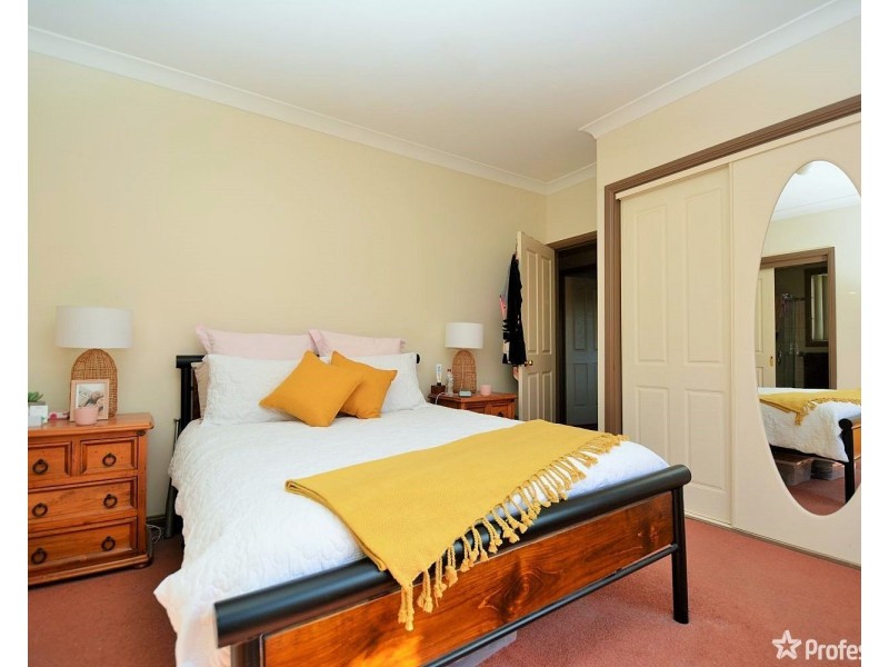 11 Lyon Parade, Wallerawang NSW 2845