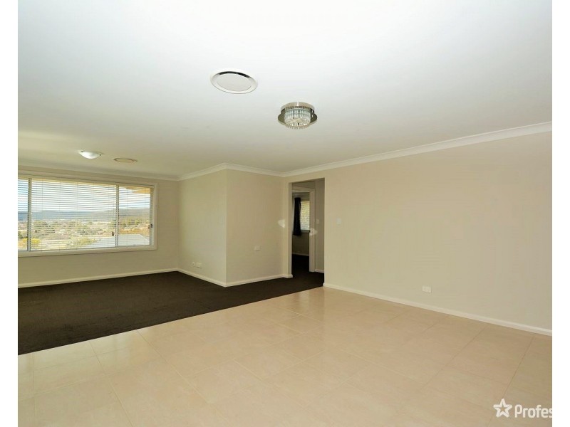 27 James O’Donnell Drive, Lithgow NSW 2790