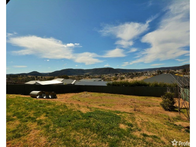 27 James O’Donnell Drive, Lithgow NSW 2790