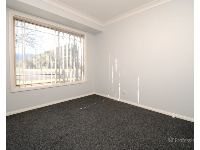 2 Longworth Street, Lithgow NSW 2790