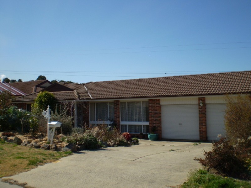 14 Walker Drive, Wallerawang NSW 2845