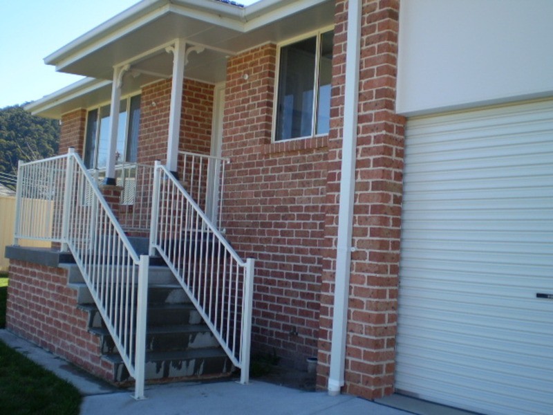 2 Barracks Place, Lithgow NSW 2790