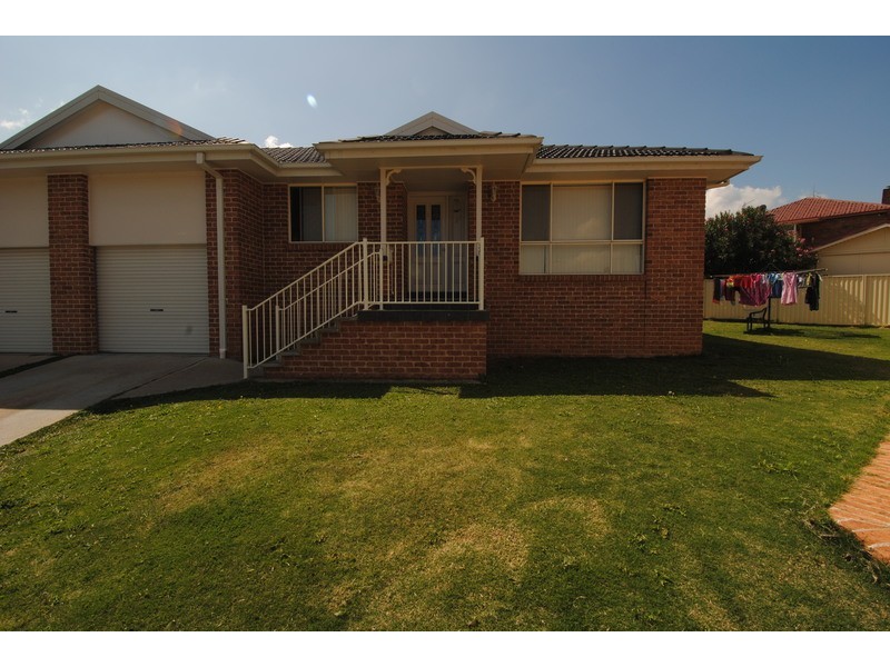4 Barracks Place, Lithgow NSW 2790