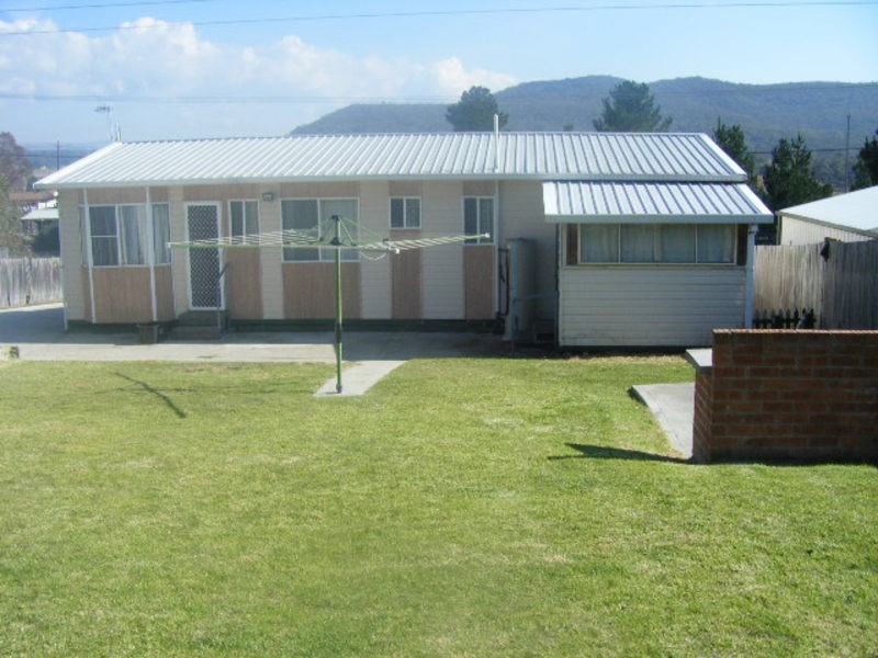 37 Cripps Avenue, Wallerawang NSW 2845