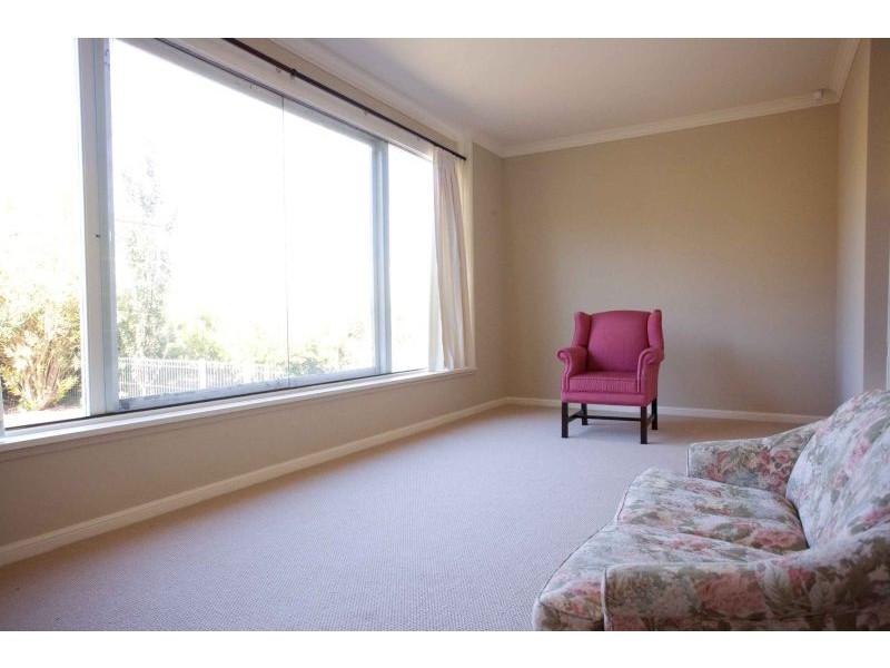 22 Keswick Street, Cowra NSW 2794