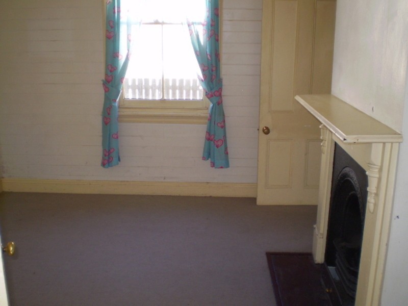 80 Ferro Street, Lithgow NSW 2790