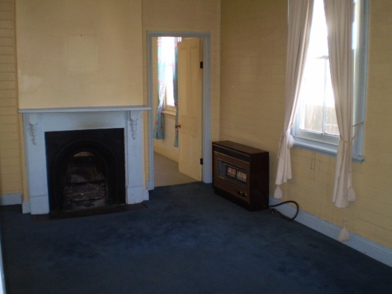 80 Ferro Street, Lithgow NSW 2790