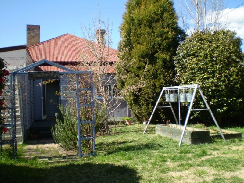 80 Ferro Street, Lithgow NSW 2790