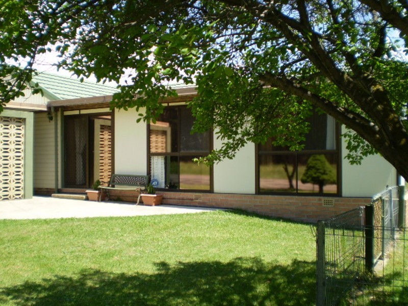 57 Cripps Avenue, Wallerawang NSW 2845