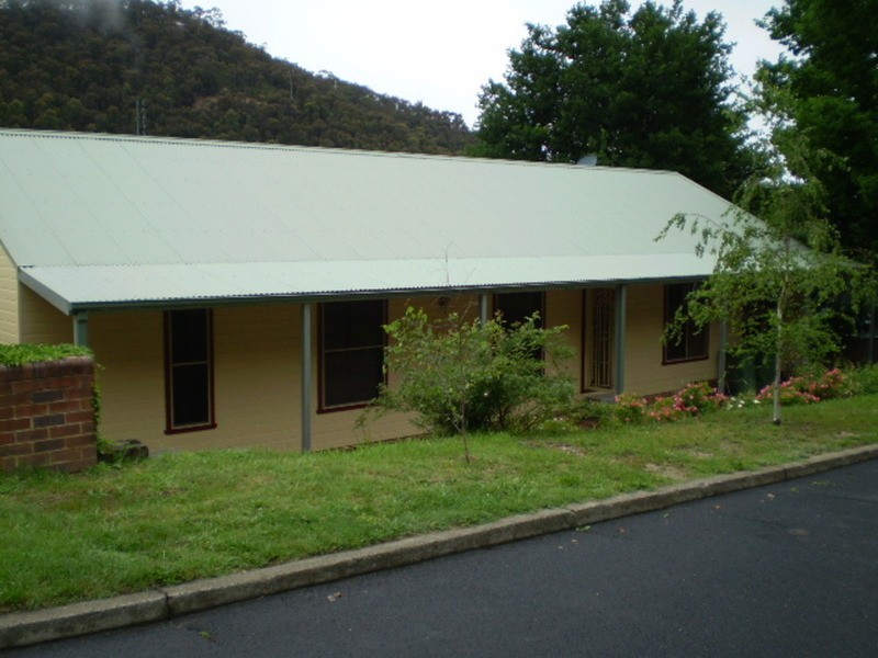 93 Macauley Street, Lithgow NSW 2790