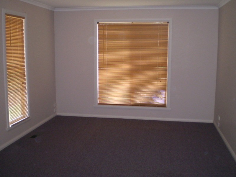93 Macauley Street, Lithgow NSW 2790