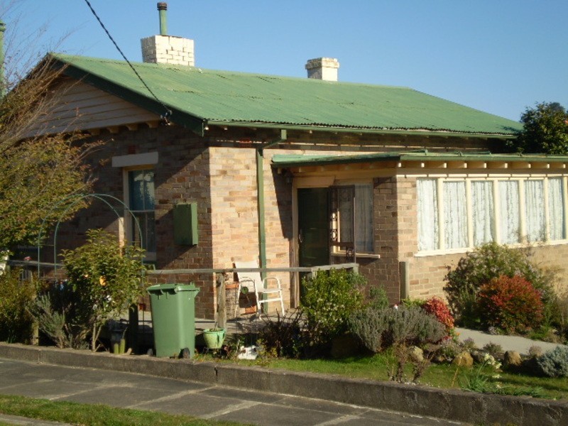 12 The Circle, Lithgow NSW 2790