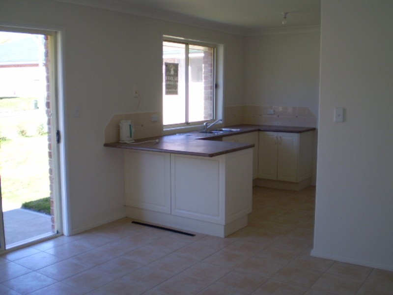 11 Sandford Avenue, Lithgow NSW 2790