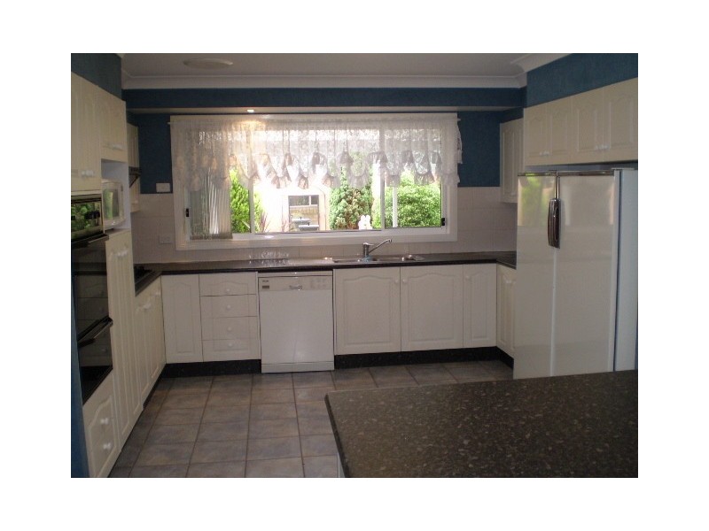 27 Robinia Drive, Lithgow NSW 2790