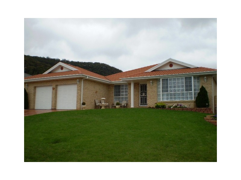 27 Robinia Drive, Lithgow NSW 2790