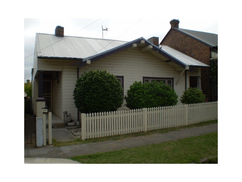 37 Spooner Street, Lithgow NSW 2790