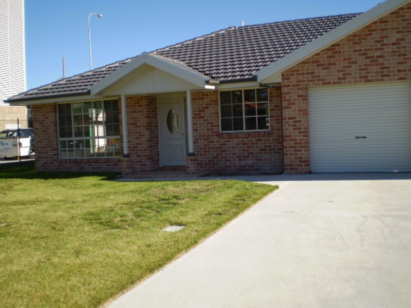 7 Barracks Place, Lithgow NSW 2790