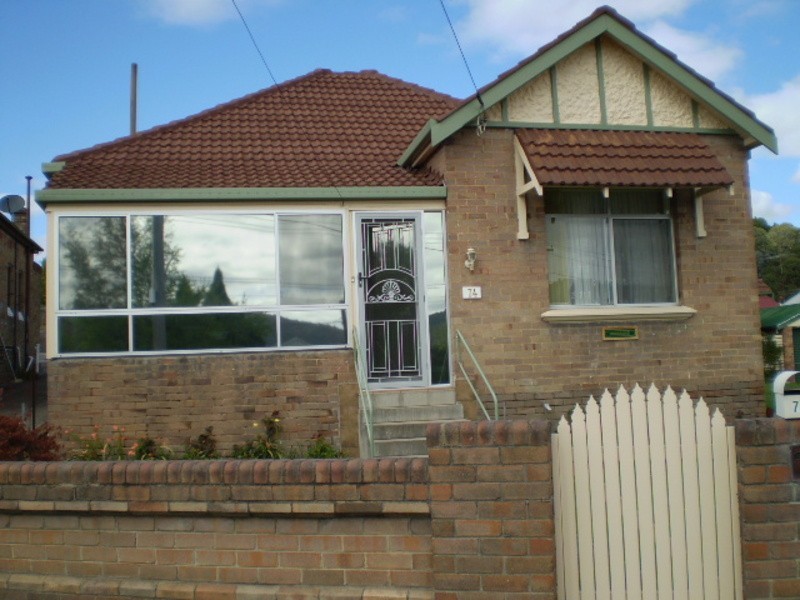 74 Hassans Walls Road, Lithgow NSW 2790
