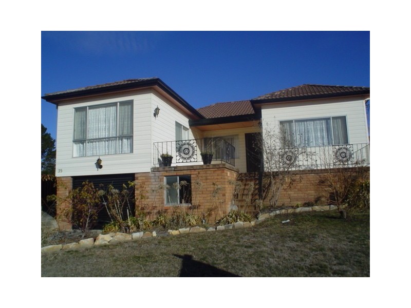 35 Cary Avenue, Wallerawang NSW 2845