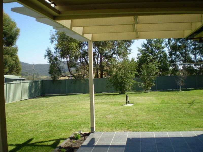 24 Robinia Drive, Lithgow NSW 2790