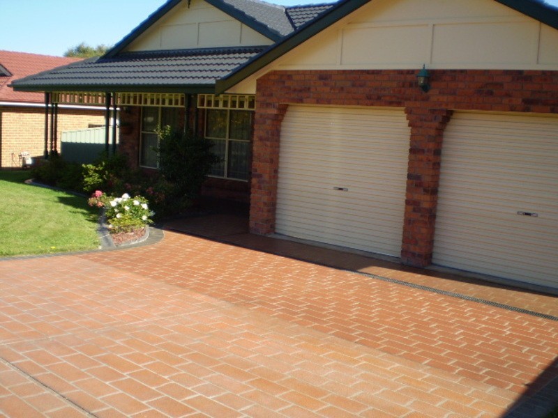 24 Robinia Drive, Lithgow NSW 2790