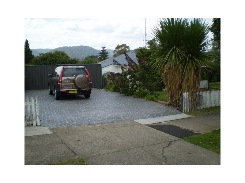 19 Lemnos Street, Lithgow NSW 2790