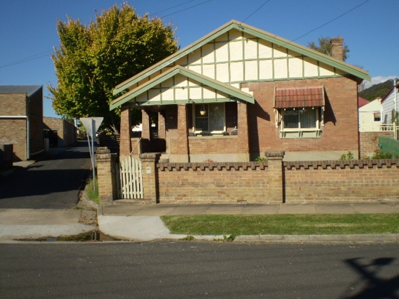 97 Calero Street, Lithgow NSW 2790