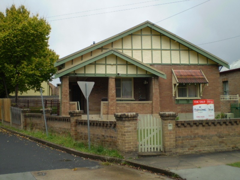 97 Calero Street, Lithgow NSW 2790
