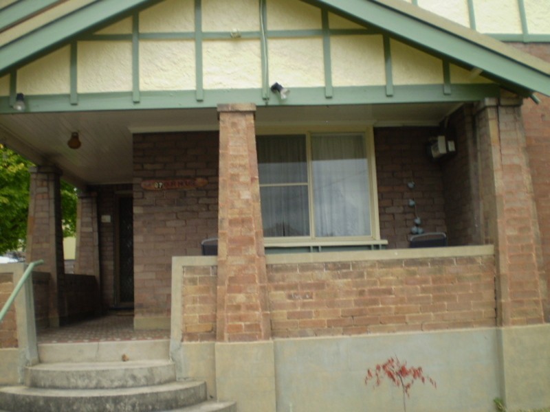 97 Calero Street, Lithgow NSW 2790