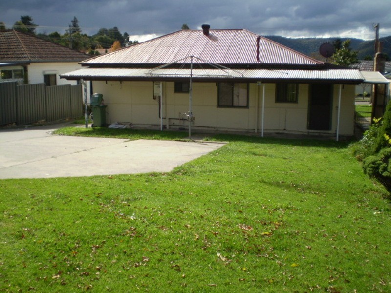 90 Rabaul Street, Lithgow NSW 2790