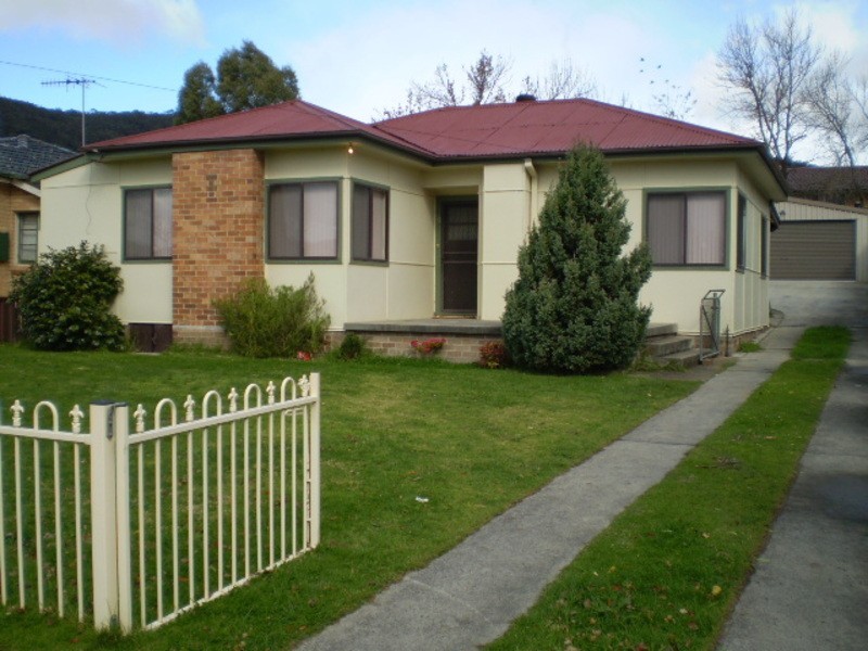 90 Rabaul Street, Lithgow NSW 2790