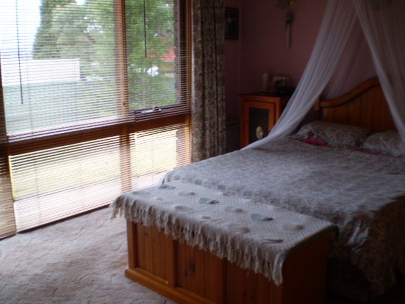 12 Commens Street, Wallerawang NSW 2845