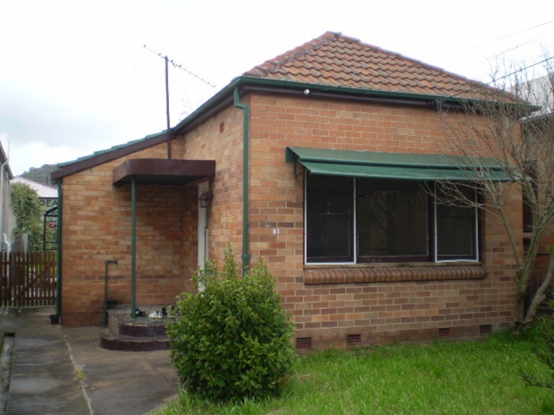 51 Calero Street, Lithgow NSW 2790