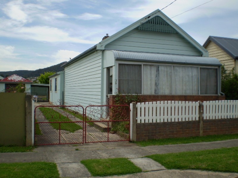 39 Stephenson Street, Lithgow NSW 2790
