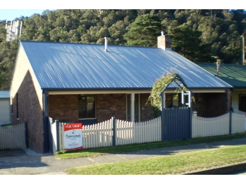 36 Bells Road, Lithgow NSW 2790