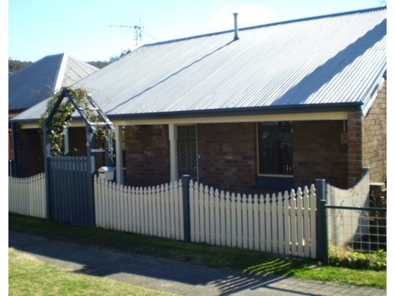 36 Bells Road, Lithgow NSW 2790
