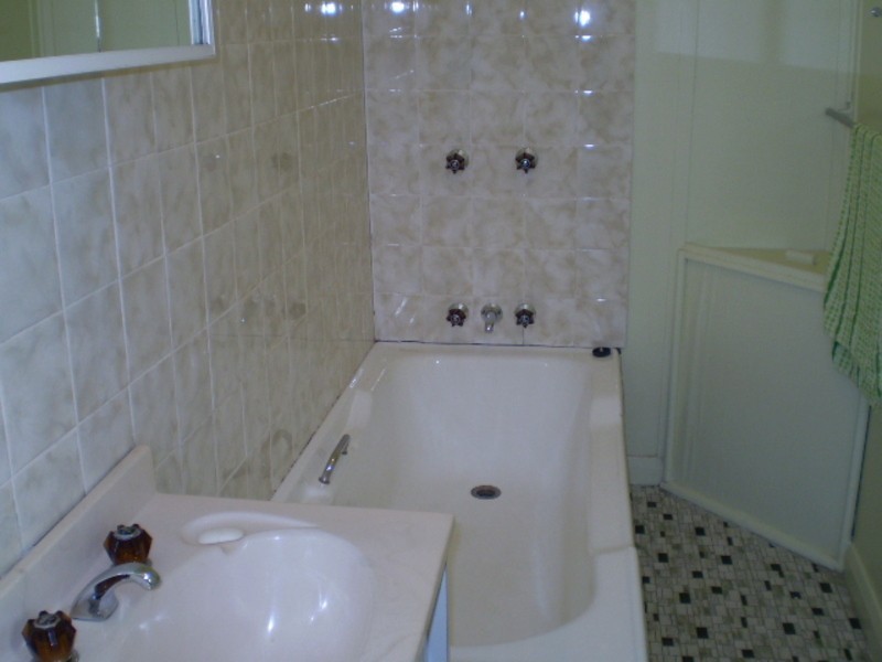 186 Inch Street, Lithgow NSW 2790