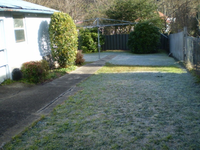 186 Inch Street, Lithgow NSW 2790