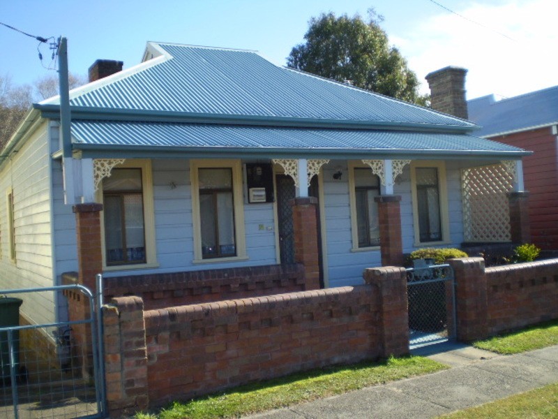 186 Inch Street, Lithgow NSW 2790