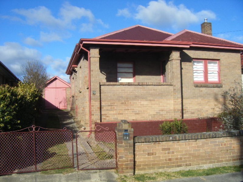 70 Martini Parade, Lithgow NSW 2790