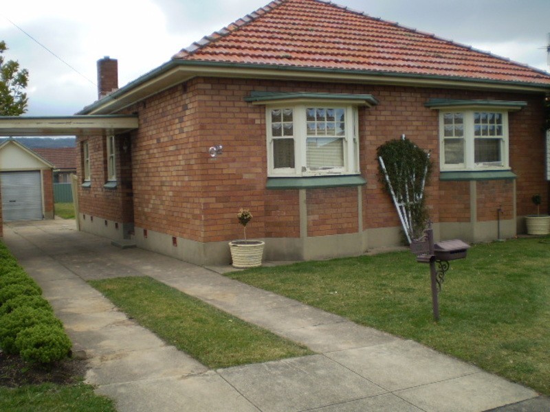 62 Rifle Parade, Lithgow NSW 2790