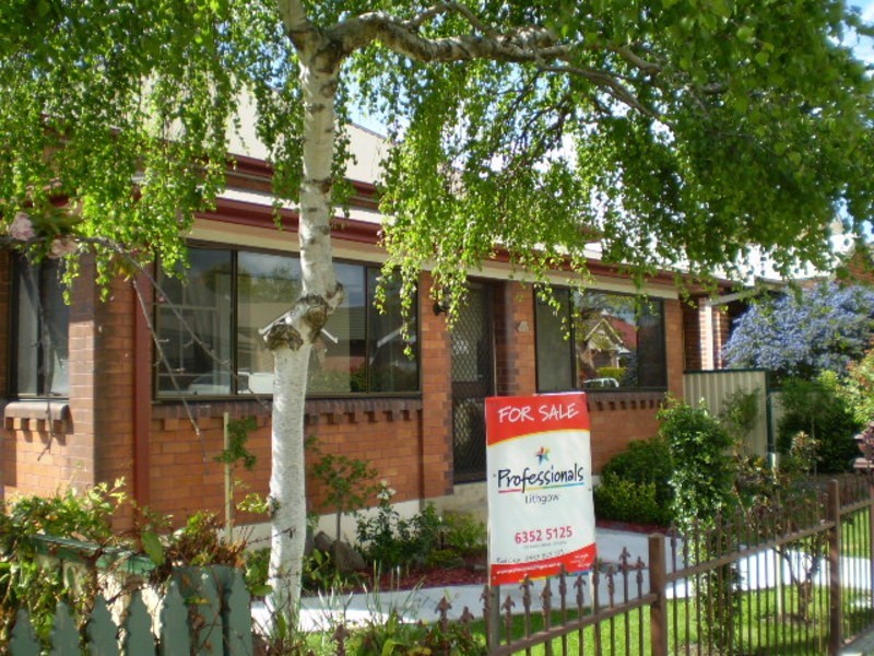 87 Calero Street, Lithgow NSW 2790