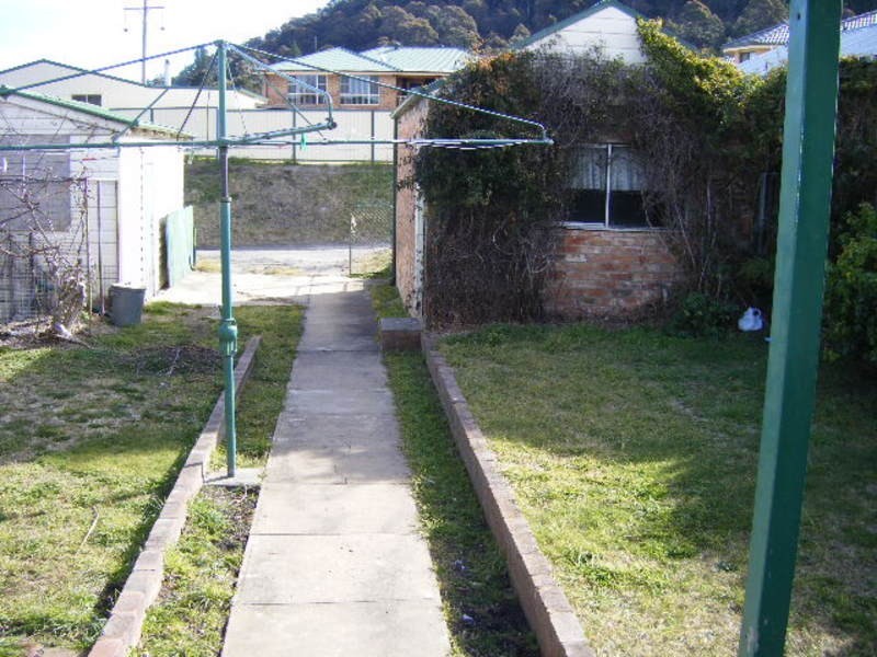 60 Sandford Avenue, Lithgow NSW 2790