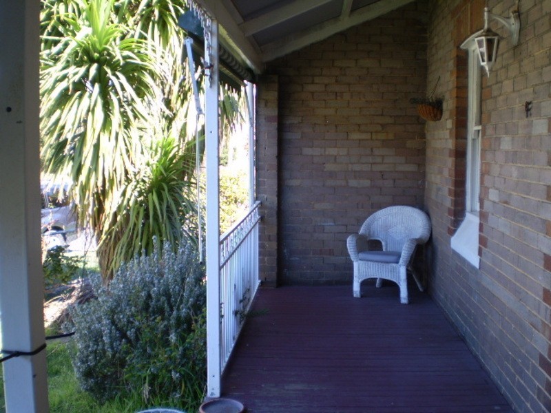 60 Sandford Avenue, Lithgow NSW 2790