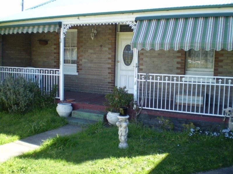 60 Sandford Avenue, Lithgow NSW 2790
