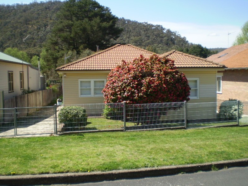 53 Macauley Street, Lithgow NSW 2790