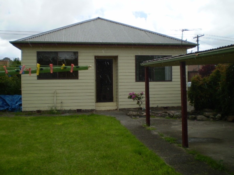 73 Rifle Parade, Lithgow NSW 2790