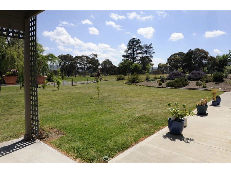 15 Windarra Place, Lithgow NSW 2790
