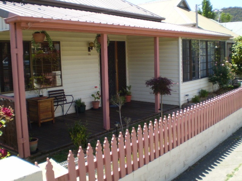 72 Ferro Street, Lithgow NSW 2790